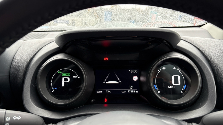 Toyota Yaris 1.5 Hybrid Design 5dr CVT Hybrid Hatchback